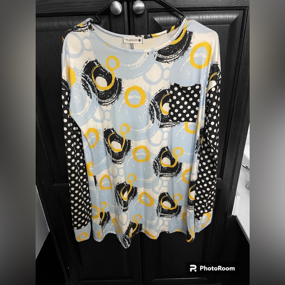 Nuggles mixed print Victoria top!